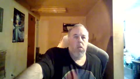 Snapshot of reddragon1195 chatting on 01.05.25 reddragon1195 online show from 01.05.25