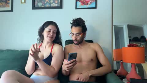 redfloweer online show from 10.01.25