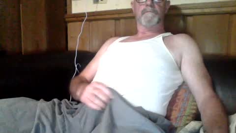 Snapshot of redfox60010 chatting on 07.06.26 redfox60010 online show from 07.06.26