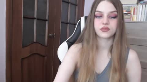 Lily online show from 10.15.25