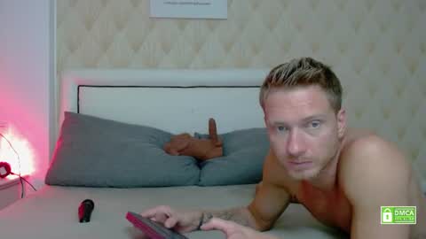 Snapshot of redheadxxl chatting on 07.02.26 Steve Blond online show from 07.02.26