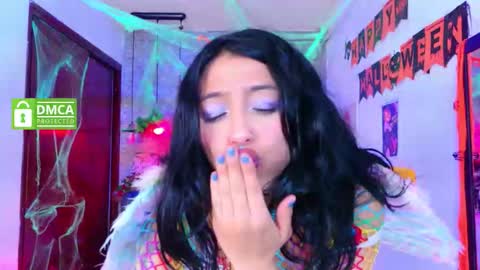 Lili Lopez online show from 10.04.25