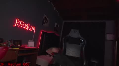 Red online show from 10.13.25