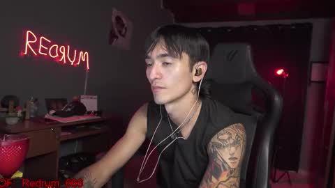 Red online show from 10.17.25