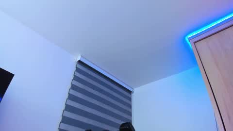 redski77 online show from 01.04.25