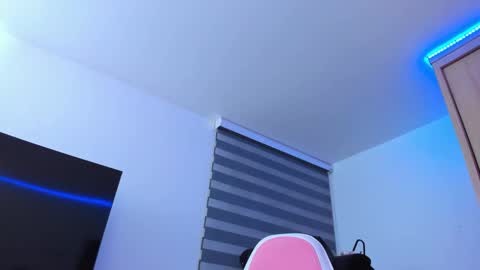 redski77 online show from 01.10.25