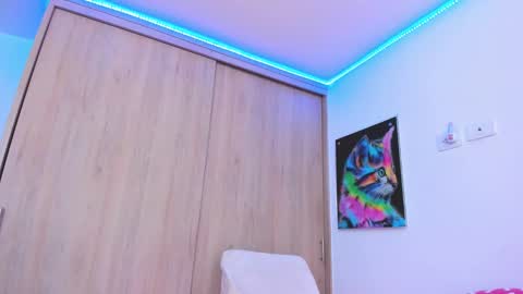 redski77 online show from 02.23.25