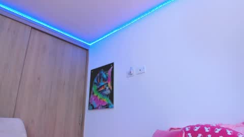 redski77 online show from 02.25.25