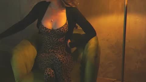 Red online show from 09.14.25