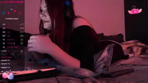 Red online show from 11.22.25