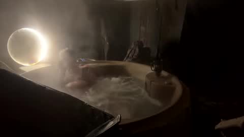 Lee online show from 03.17.26