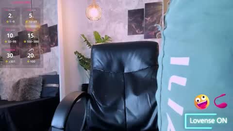 regan__ online show from 09.23.25