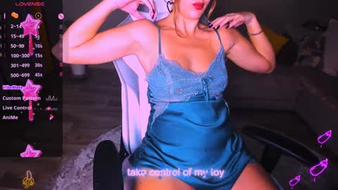 reggieMeow online show from 12.03.24