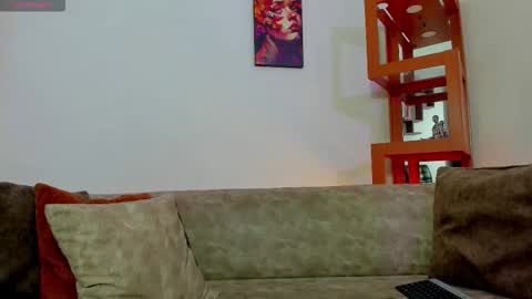 regiina_doll online show from 12.21.25