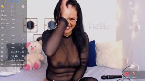 Snapshot of regina1819 chatting on 01.04.25 regina1819 online show from 01.04.25