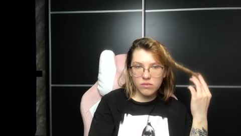 Regina online show from 01.28.25