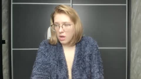 Regina online show from 02.01.25