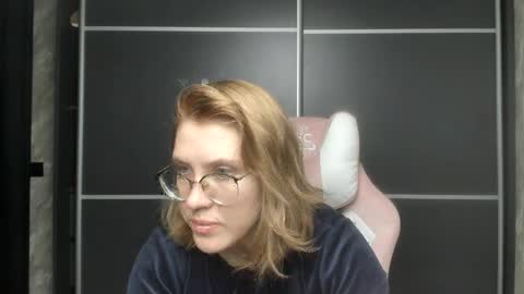 Regina online show from 02.02.25