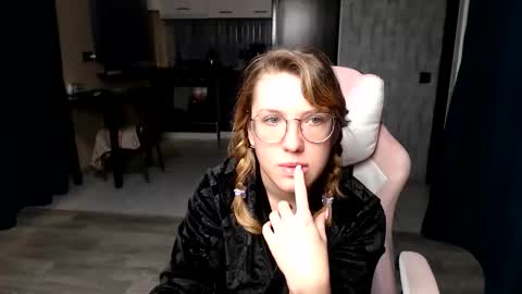 Regina online show from 09.21.25