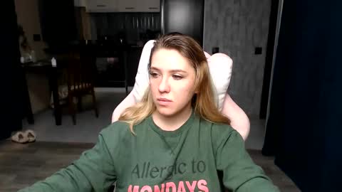 Regina online show from 09.28.25