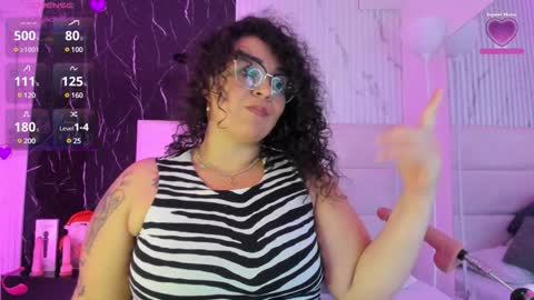 reginavegaa online show from 01.01.25