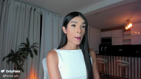 Snapshot of reichel_gray chatting on 10.13.25  REICHEL  online show from 10.13.25