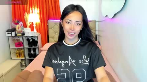 Snapshot of reighnempress chatting on 12.08.24 reighnempress online show from 12.08.24