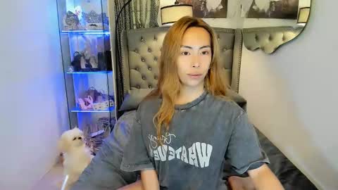 Snapshot of reighnempress chatting on 09.18.25 reighnempress online show from 09.18.25