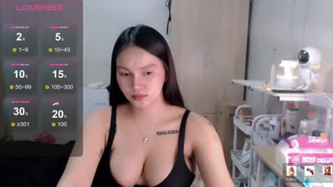 Snapshot of reignxxxx chatting on 07.16.26 Rei online show from 07.16.26
