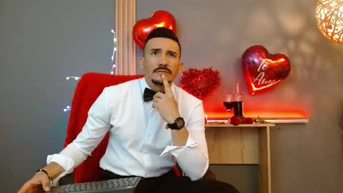 Snapshot of reiko_85_ chatting on 02.14.26 REIKO online show from 02.14.26