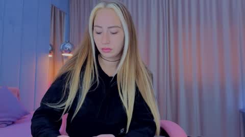 reina cummings online show from 11.09.25