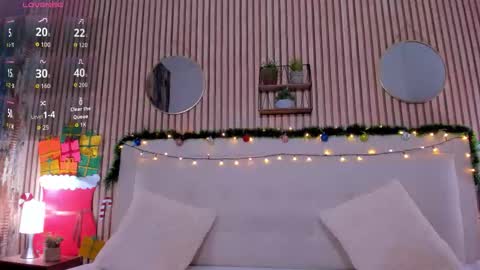 reina_loren online show from 12.04.25