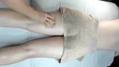 Reina QT online show from 10.30.25