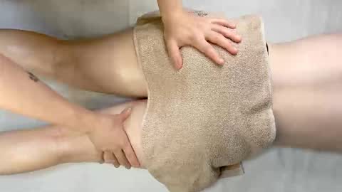 Reina QT online show from 11.01.25