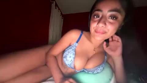 reinaassss online show from 05.01.26