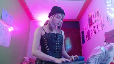 reiv_femboy online show from 01.16.26