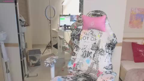 Anna online show from 09.28.25