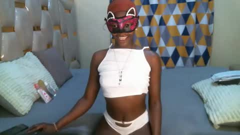 remmyqueen online show from 04.17.26