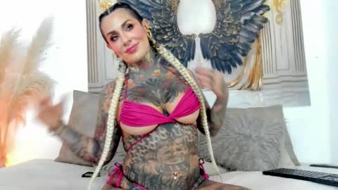 Laura online show from 09.19.25