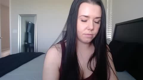 Bella Lively online show from 01.07.26