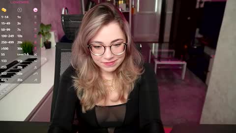 RemyWild online show from 10.04.25