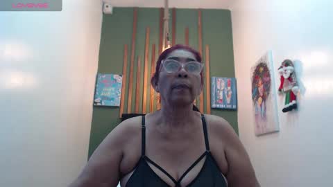 renata_milf_ online show from 12.29.24
