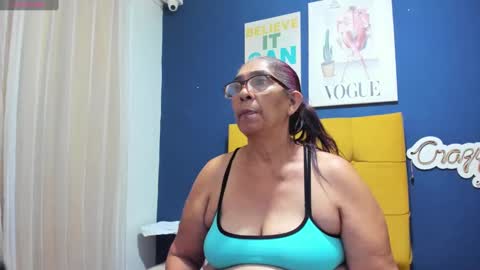 renata_milf_ online show from 03.03.25