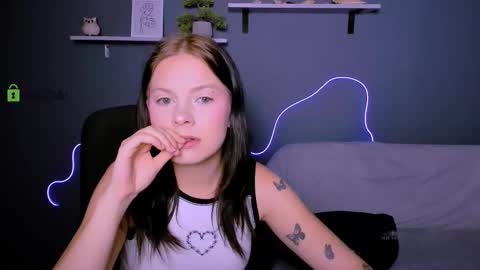 renata_sweety online show from 09.22.25