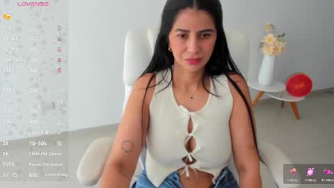 RENATA online show from 10.24.25