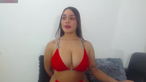 renatabrownn28 online show from 05.16.26