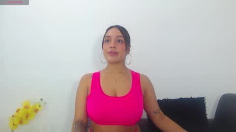 renatabrownn28 online show from 05.28.26