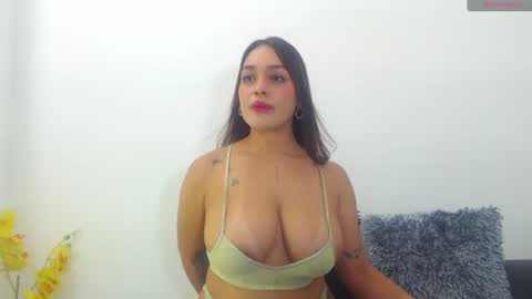 renatabrownn28 online show from 07.07.26