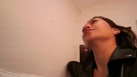 renataj online show from 09.18.25