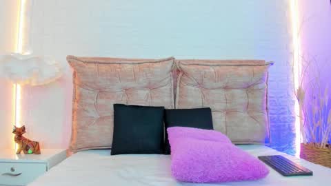 Renata online show from 12.03.25